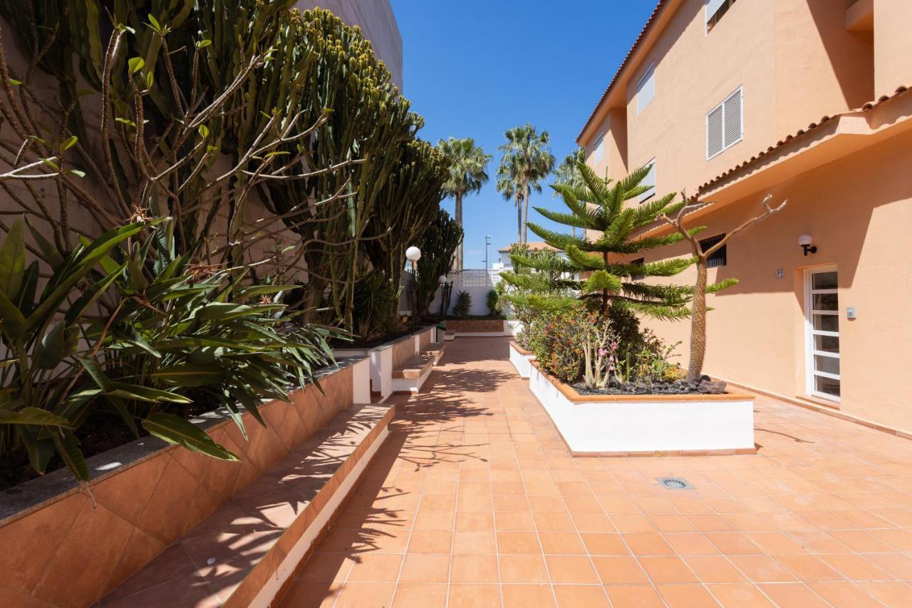 Apartment Home2book Design Sea Views Caletillas, Pool